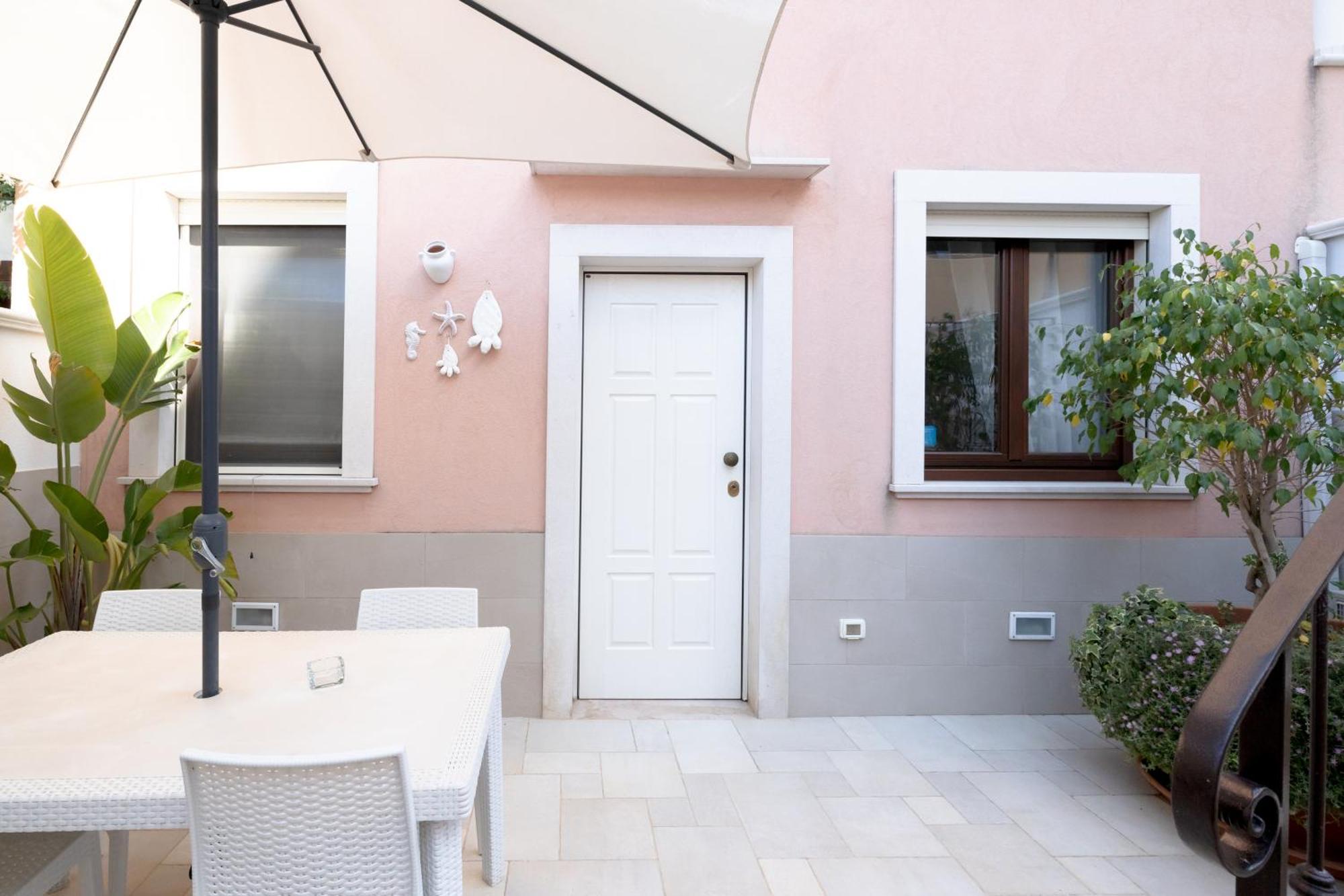 La Casetta Di Chiara B&B Polignano a Mare Bagian luar foto