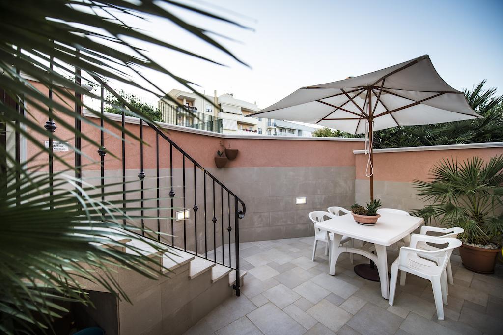 La Casetta Di Chiara B&B Polignano a Mare Ruang foto